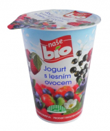 Our bio yogurt with berries